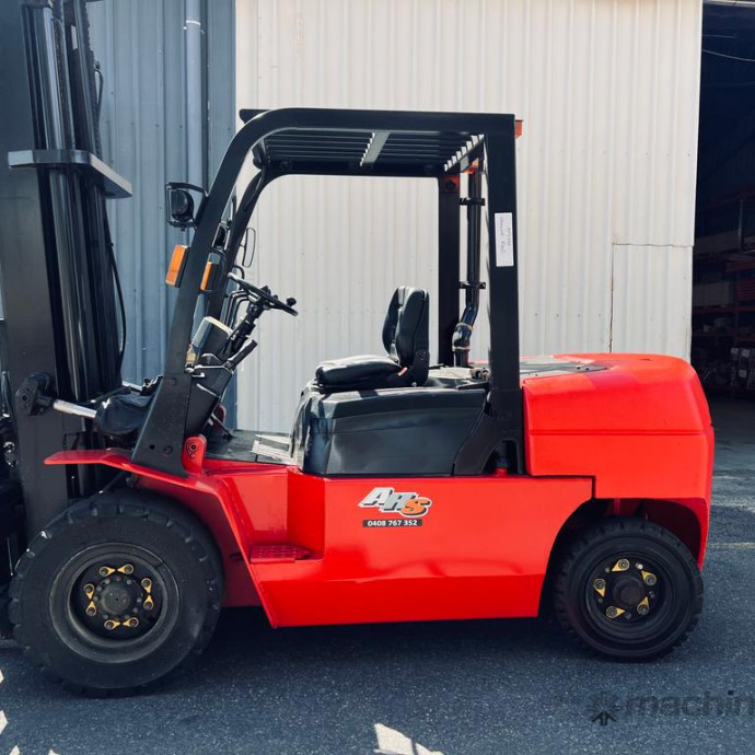 Used 5 Ton Diesel Forklift With Mine Specification